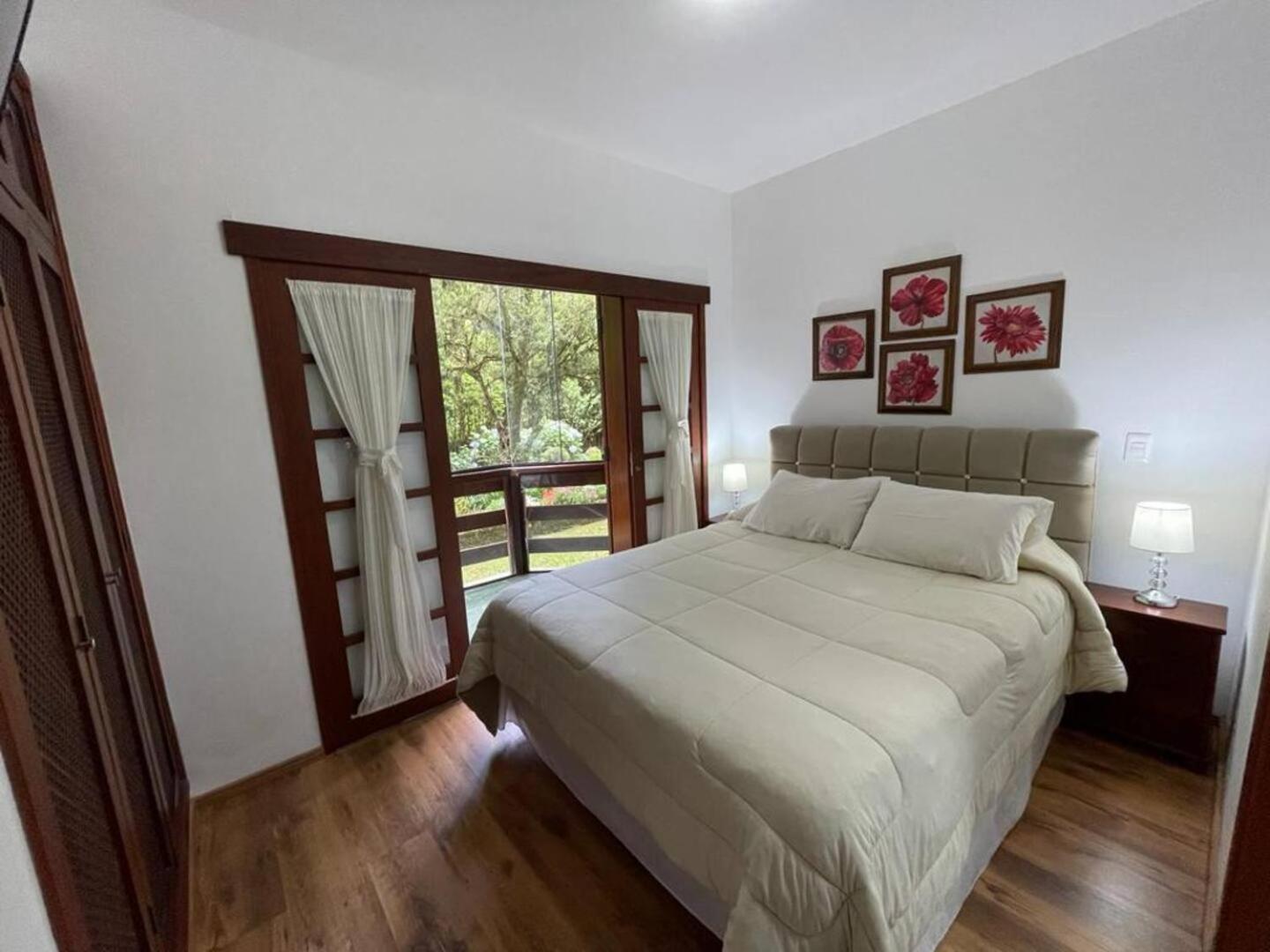 Lindo Apto No Centro Capivari - Condominio Privado Campos do Jordao Bagian luar foto